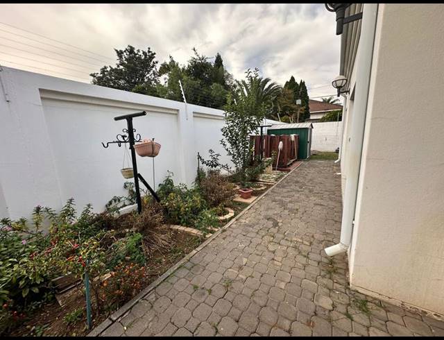 4 BEDROOM HOUSE FOR SALE IN LAUDIUM
